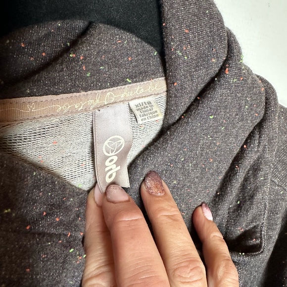 Cowl neck Orb sweater - Picture 3 of 5